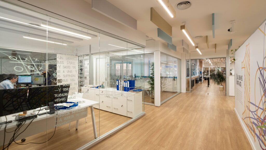 Tajamar Hall + zona admin